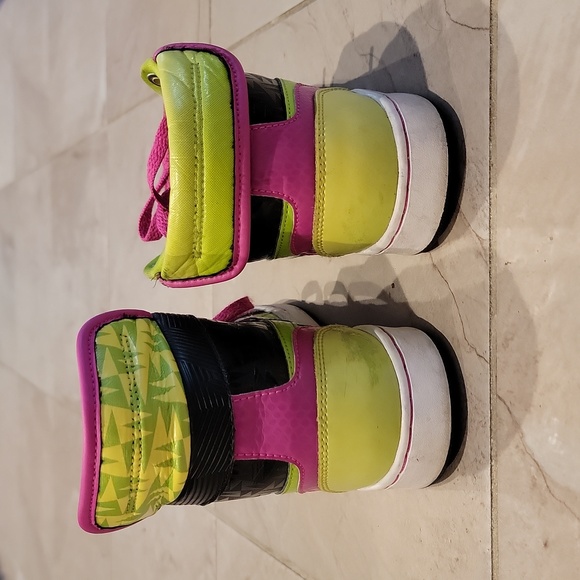 Reebok size 13 - Picture 4 of 6